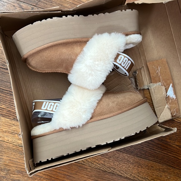 UGG Funkette platform boots - Picture 6 of 6